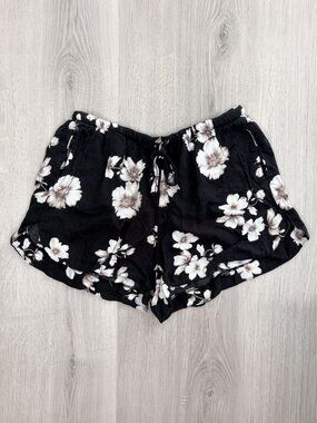 Brandy Melville Womens OS  Floral Tie Waist Casual Shorts